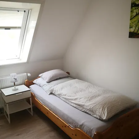 - Privatstall Am Berghof アインベック